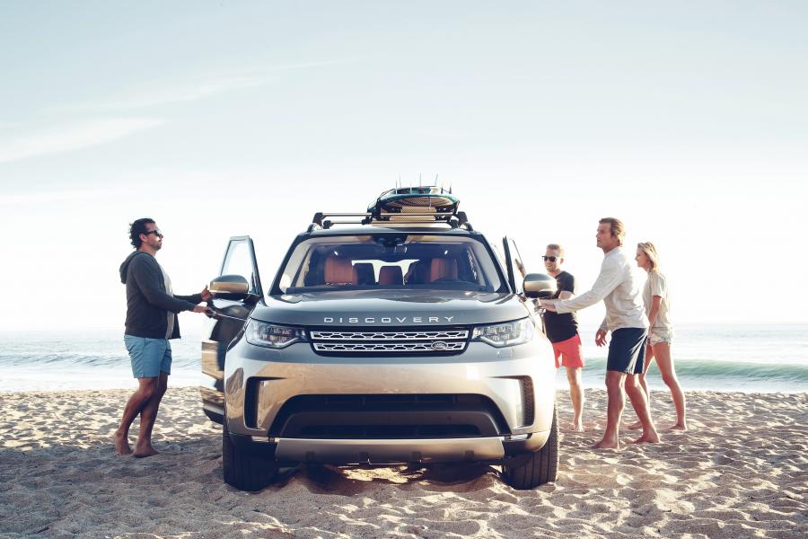  Land Rover Discovery HSE 2016 года  (NA) (фото 13 из 14)